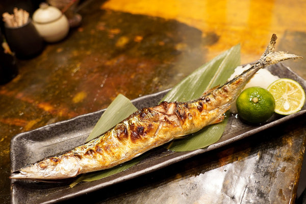 魚の旨味がぎゅっと！魚焼きグリルパンで味わう素材のうま味